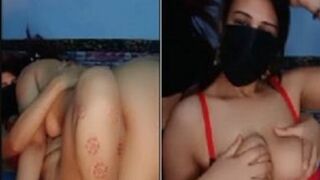 عنتيلة مصرية تزنق شاب فحل جسمه جامد تتناك منه علي السرير سكس عربي