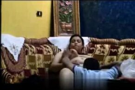 مصري ينيك عمته القحبة في غياب الاهل سكس جامد قوي 2025