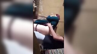 مصرية لا تشعر بالمتعة مع زوجها لذلك ذهبت الي ابن الجيران ينيكها - سكس مصري