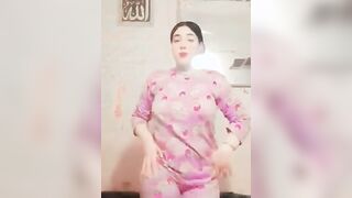 بنت موزة اوي رقص شرقي + استعراض - سكس نودز