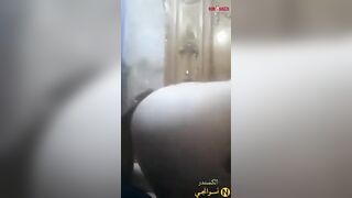 ميلفاية بيضاء لبن ماسك بزازها عاهر وبيمص ويدلعها علي الاخر بالنيك - سكس عربي