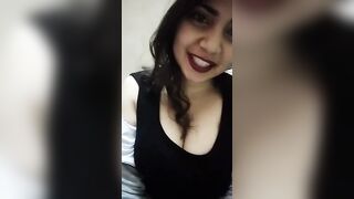 شرموطة العرب الشمال فاتحة فيديو كول وبتعبر بكلام سكس يسخن