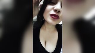 شرموطة العرب الشمال فاتحة فيديو كول وبتعبر بكلام سكس يسخن