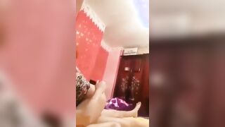 سكس مصرية اندر ايدج مولعة نار - سكس مصري ساخن